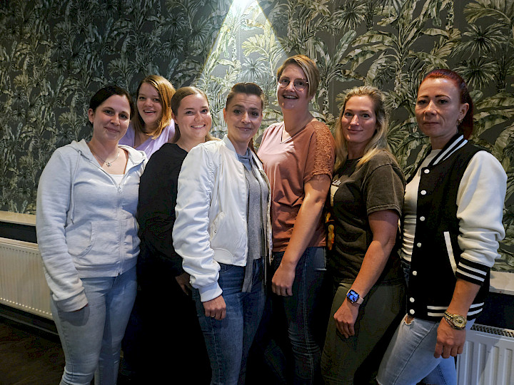 Foto 1 zu DC Diamonds