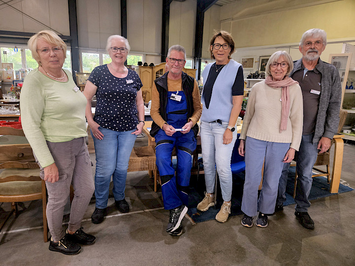 Foto 1 zu Caritas Möbelladen